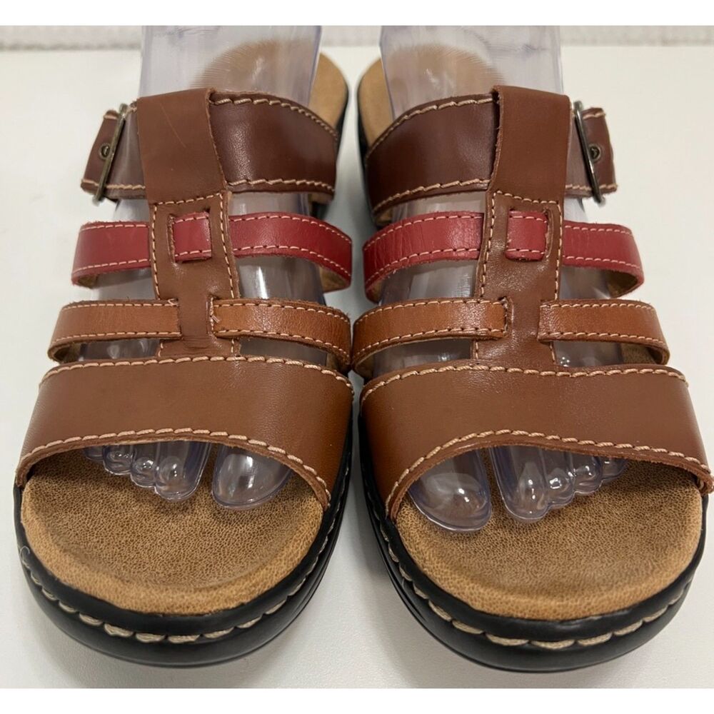 NWT Clarks Haylah Cavern Slide Sandals. Size 10.